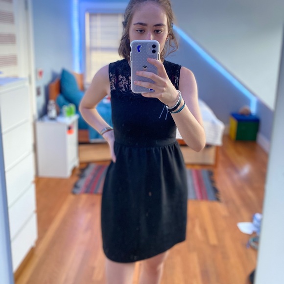 Black lacy soprano small dress practically new - Picture 1 of 5